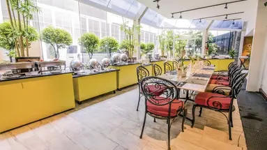 Tai Pan (Bangkok)