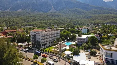 Tal Beach (ex. Adress)