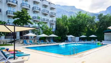 Tal Beach (ex. Adress)