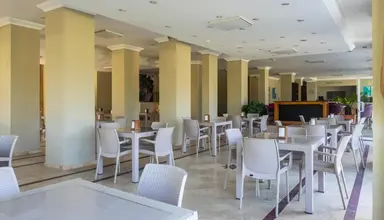 Tal Beach (ex. Adress)