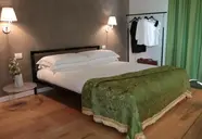 Tale Restaurant & Suite