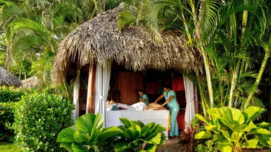 Tamarindo Diria Beach Resort