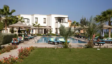Tamra Beach Resort