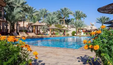 Tamra Beach Resort