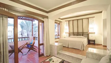 Tamra Beach Resort