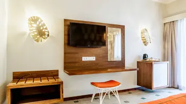 Tarisa Resort
