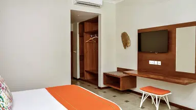 Tarisa Resort