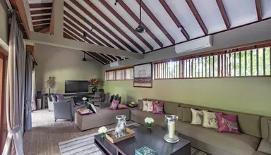 Taru Villas - The Long House