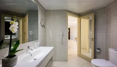 Tasia Maris Beach and Spa