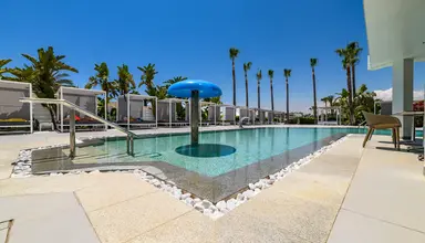 Tasia Maris Sands Beach