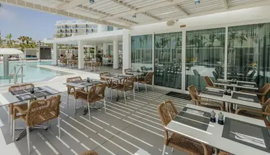 Tasia Maris Sands Beach