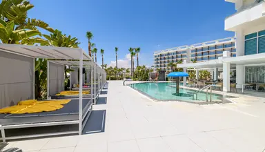 Tasia Maris Sands Beach