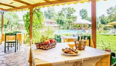 Tellis Holiday Rooms (Telis Holiday Rooms)
