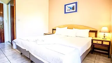 Tellis Holiday Rooms (Telis Holiday Rooms)