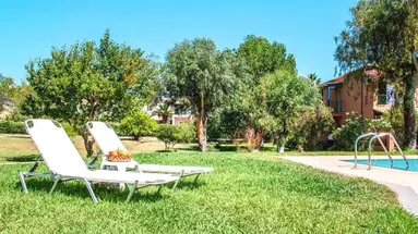 Tellis Holiday Rooms (Telis Holiday Rooms)