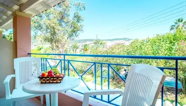 Tellis Holiday Rooms (Telis Holiday Rooms)