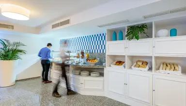 Terrace Mar