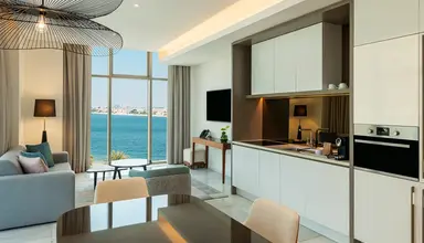 Th8 Palm Dubai Beach Resort Vignette Collection