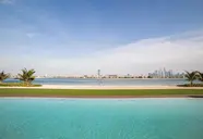 Th8 Palm Dubai Beach Resort Vignette Collection