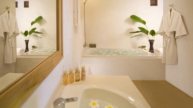 Thai House Beach Resort
