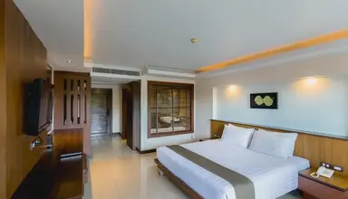 Thanthip Beach Resort