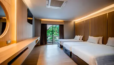 Thanthip Beach Resort