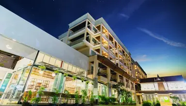 Thanthip Beach Resort