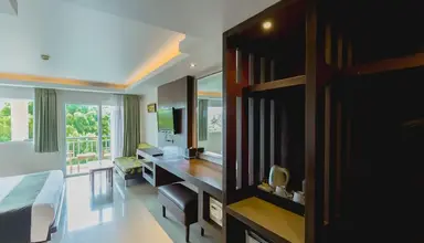 Thanthip Beach Resort