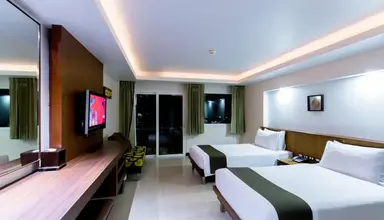 Thanthip Beach Resort