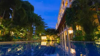 Thanthip Beach Resort