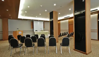 The Ashlee Plaza Patong