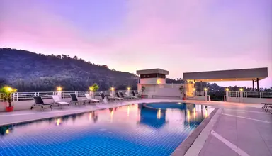 The Ashlee Plaza Patong