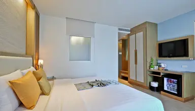 The Ashlee Plaza Patong
