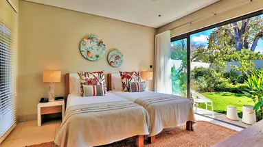 The Bay Club at Anahita