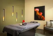 The Bay Club at Anahita