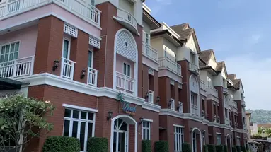 The Beach Boutique House
