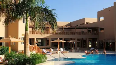 The Breakers Diving & Surfing Lodge
