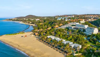 The Cliff Resort & Residence