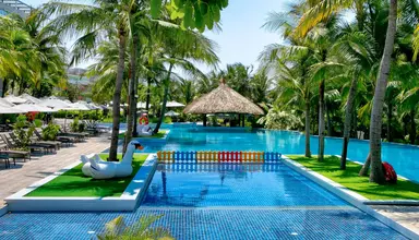 The Cliff Resort & Residence