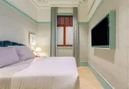 The Editory Boulevard Aliados