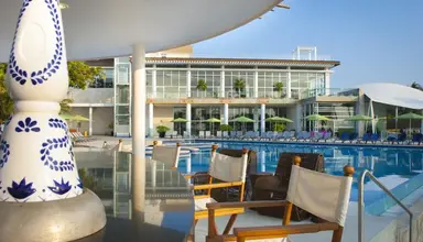 The Fives Beach Hotel & Residences