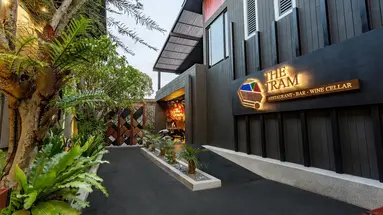 The Gems Mining Pool Villas