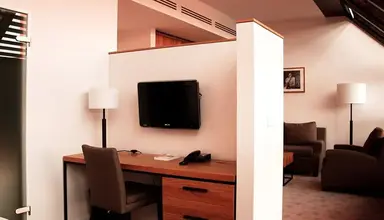 The Granary La Suite