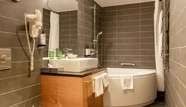 The Granary La Suite