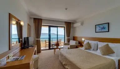 The Holiday Resort