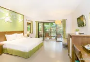 The Leaf Oceanside by Katathani Resort