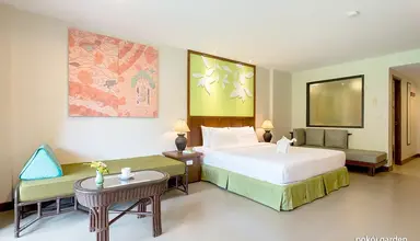 The Leaf Oceanside by Katathani Resort