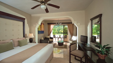 The Level at Melia Caribe Tropical