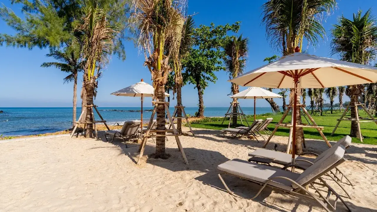 The Little Shore Khao Lak by Katathani