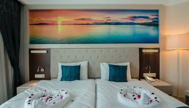 The Lumos Deluxe Resort & Spa